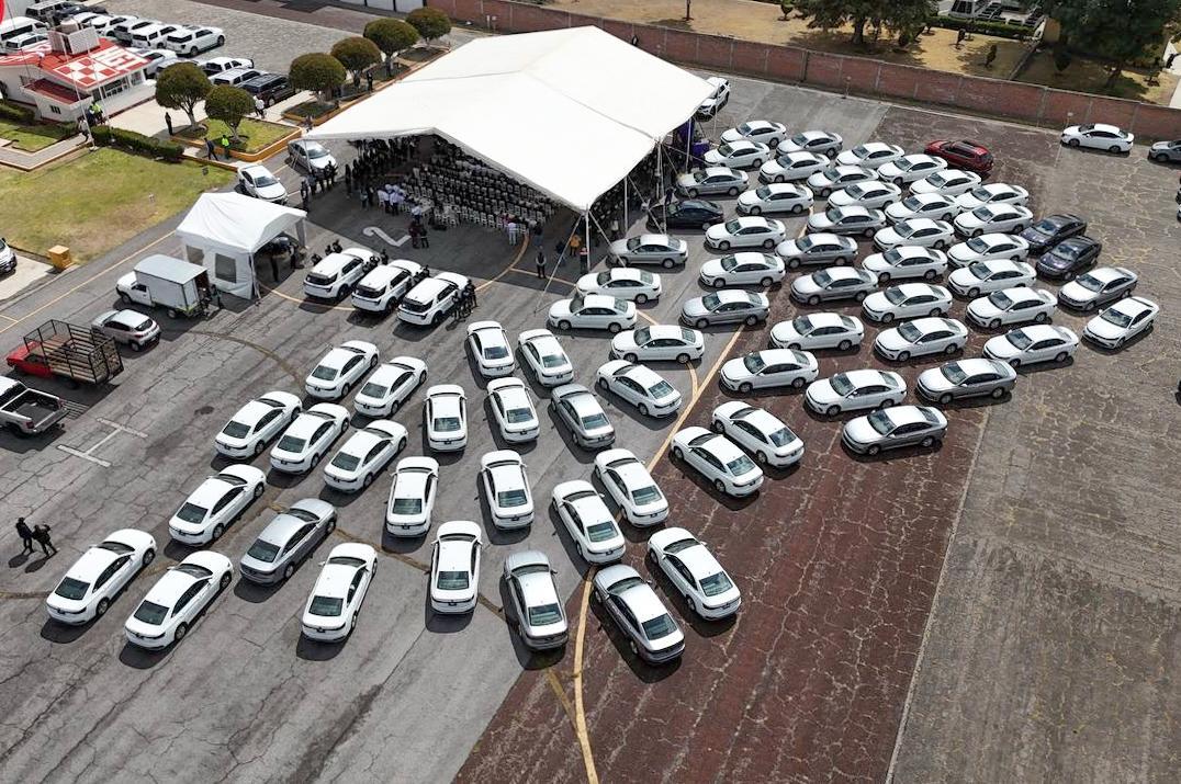 Acompaña gobernadora a Fiscalía en histórica entrega de equipamiento